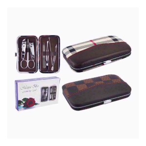 MANICURE SET WITH CASE