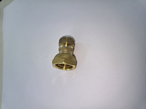 SECURPLUMB SU9803 STRAIGHT TAP CONNECTOR 15MM X 3/4
