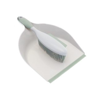COUNTRY CLUB HOMEWARES PET HAIR REMOVER RUBBER DUSTPAN AND BRUSH SET